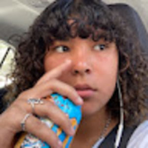 Meet your Posher, Eva